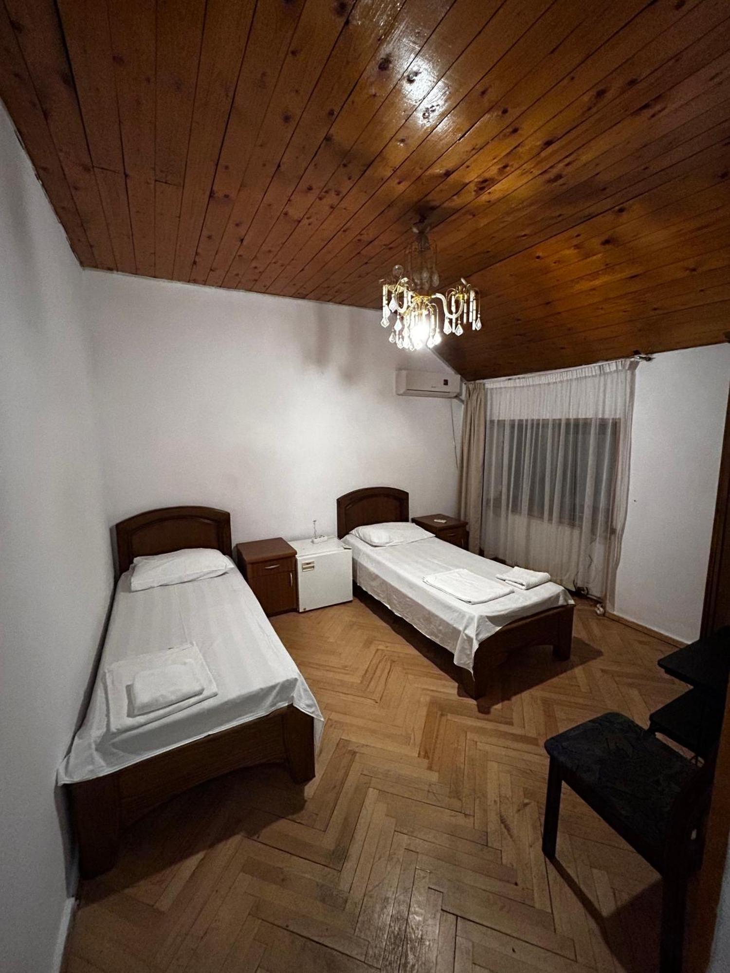 Duma Hotel Tbilisi Esterno foto