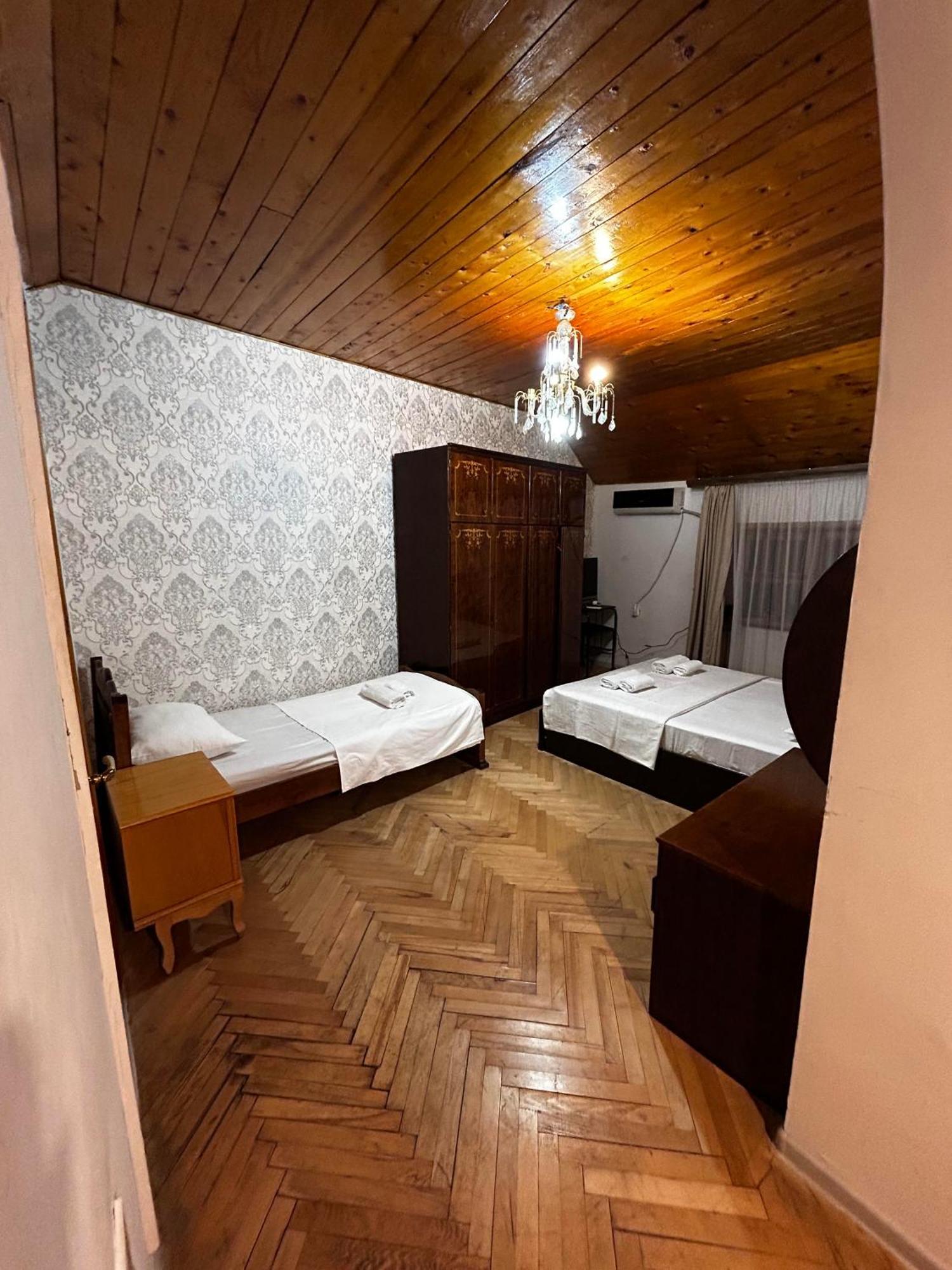 Duma Hotel Tbilisi Esterno foto
