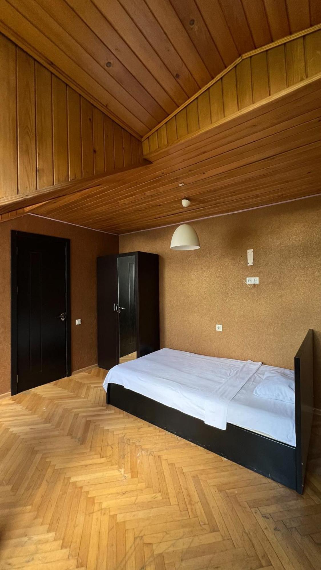 Duma Hotel Tbilisi Esterno foto