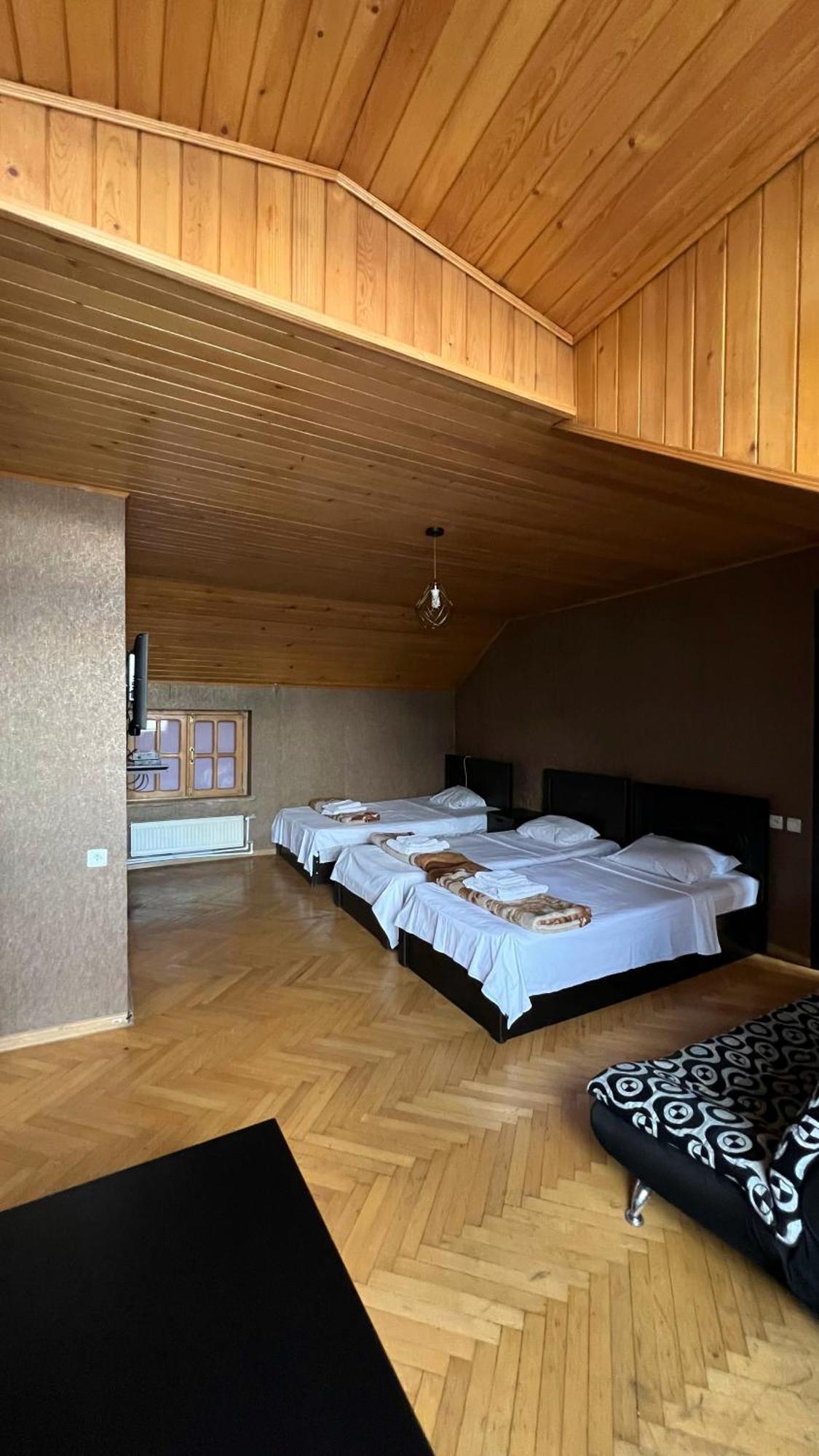 Duma Hotel Tbilisi Esterno foto