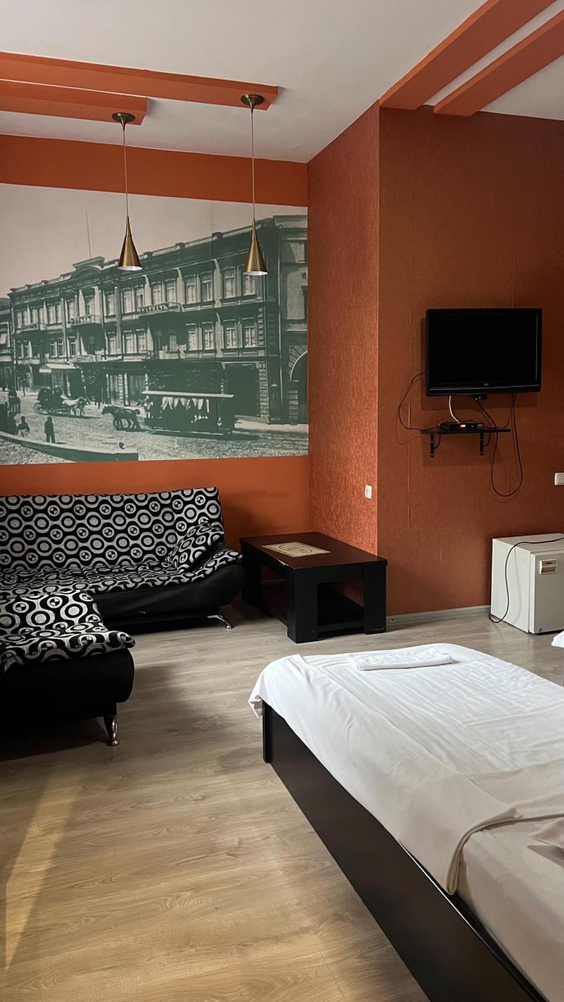 Duma Hotel Tbilisi Esterno foto